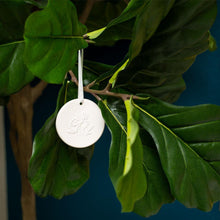 Load image into Gallery viewer, Hanging Ceramic Stone Diffuser Set
