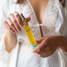 Load image into Gallery viewer, Allure Natural Perfume