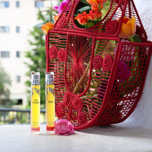 Load image into Gallery viewer, XOXO Natural Perfume
